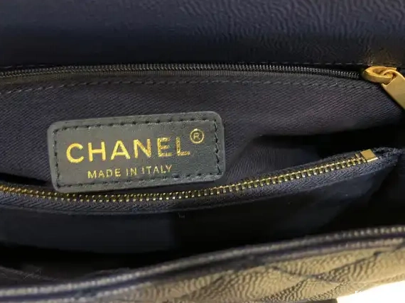 First Bag Ru CHANEL HANDLE COCO BAG 0705